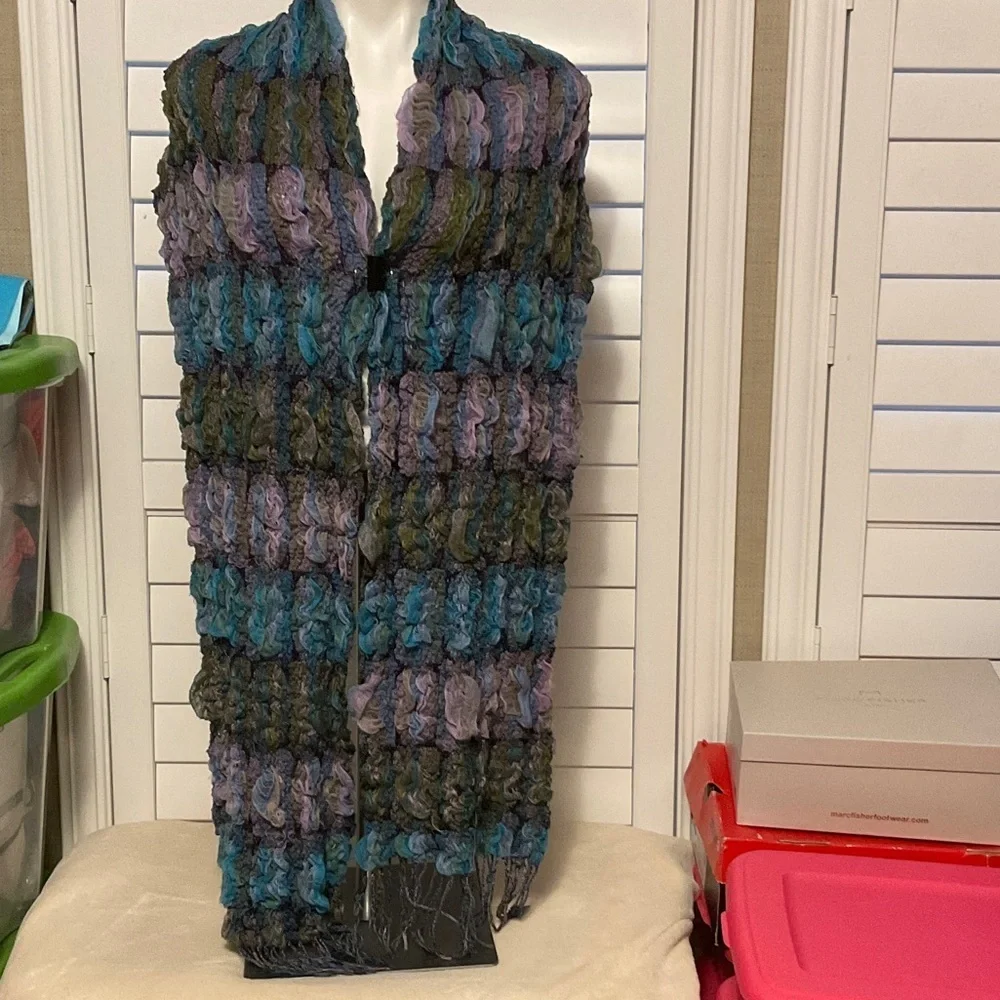Multicolor Textured Scarf